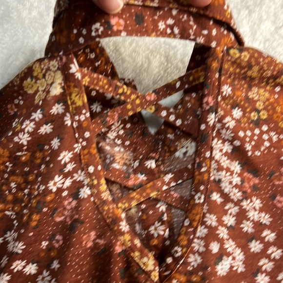 BLANKNYC stressed jeans Size 26. & no boundaries brown floral top size M 7-9 - Picture 14 of 15